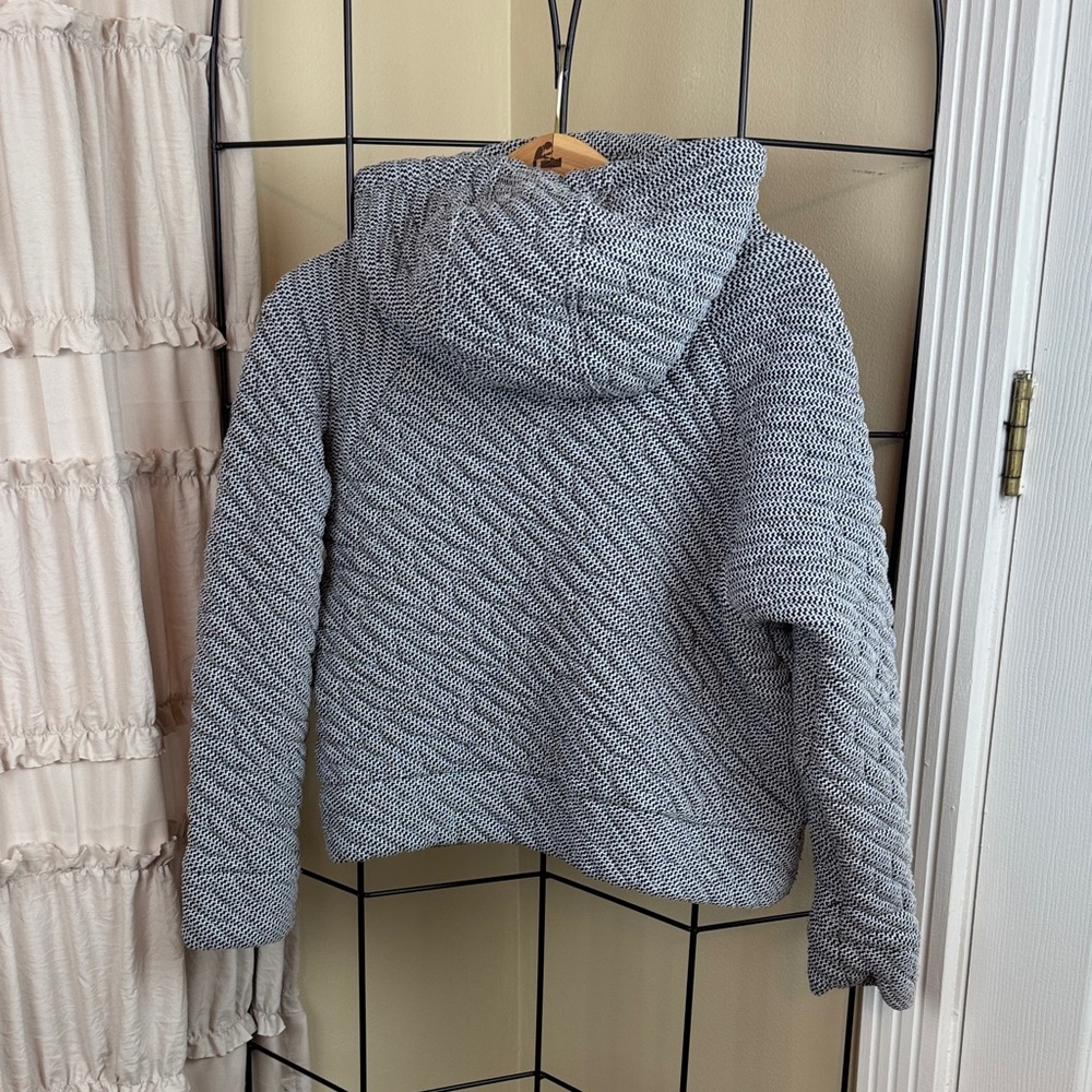 Gap Black and White Hoodie Cowl Neck Quilted Sweatshirt Small - Picture 3 of 10